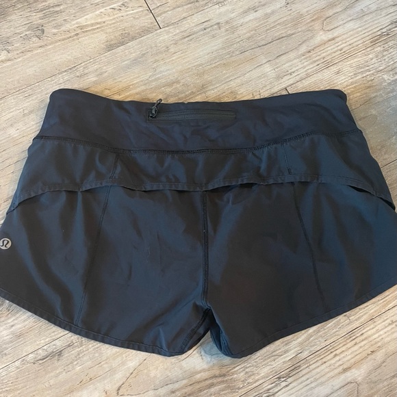 Lululemon Speed Up Short 4” - Picture 2 of 3
